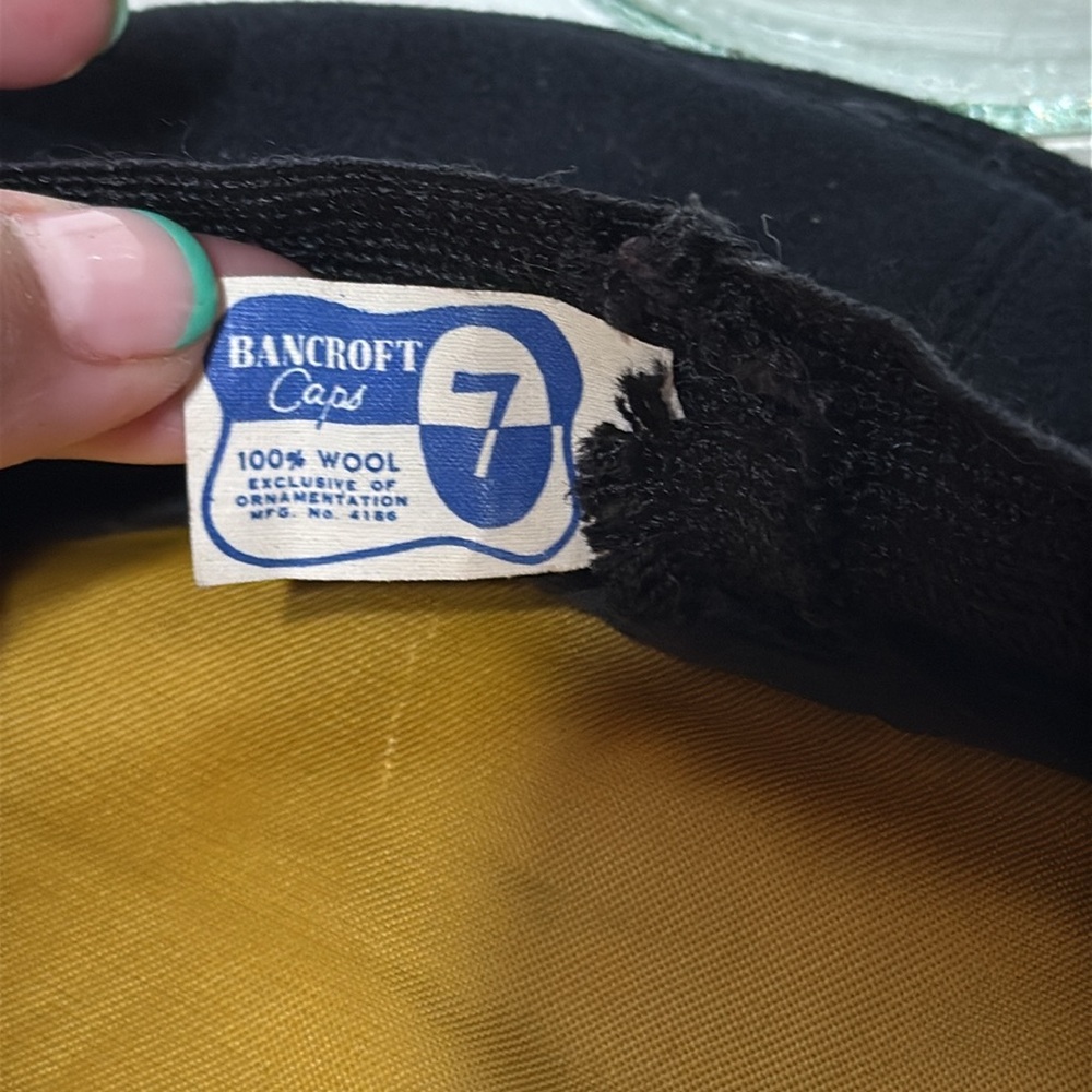 Bancroft 100% Wool Beret - Picture 9 of 13